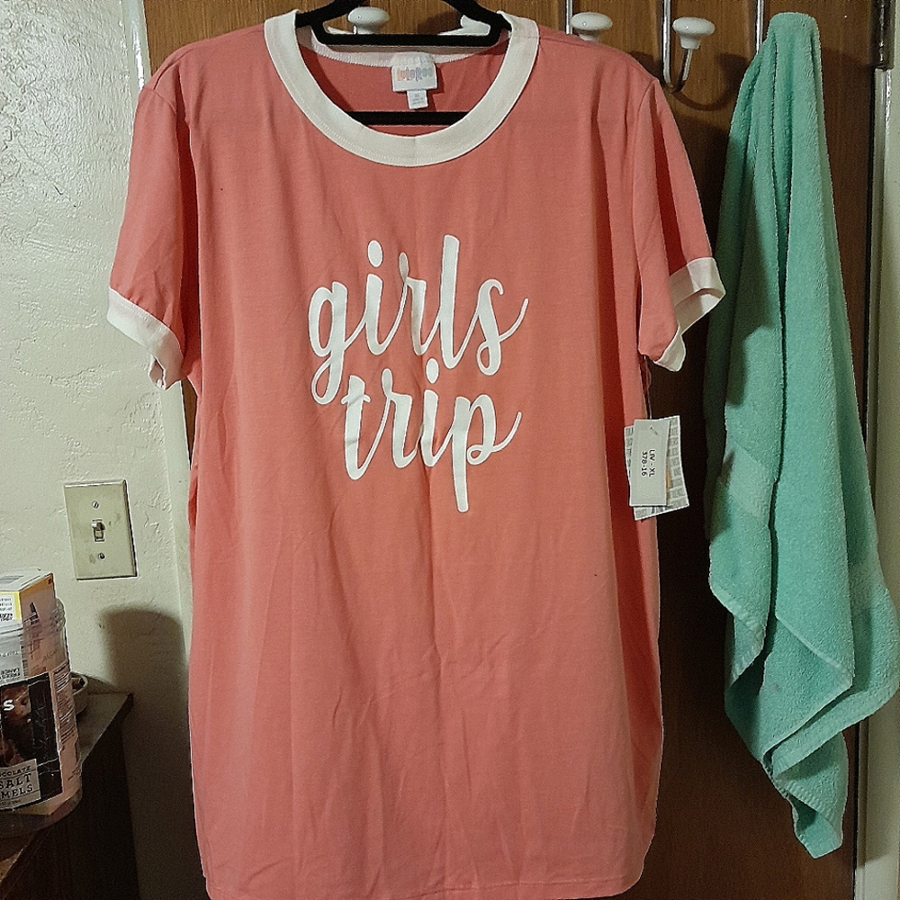 Lularoe Liv T sz Xlg NWT